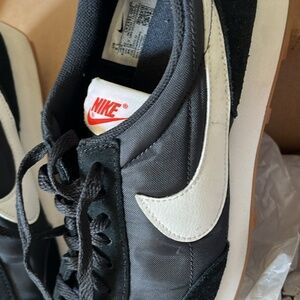 Women’s Nike Daybreak Black